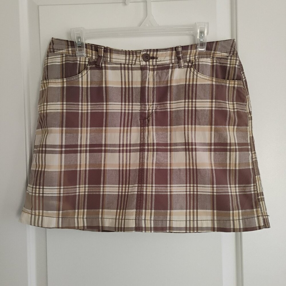 St. John's Bay Plaid Skirt With Shorts Size 12